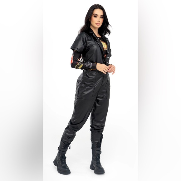 ❄️Cariño Santo Faux Leather Jumpsuit Size Small Online $95 - Picture 3 of 9